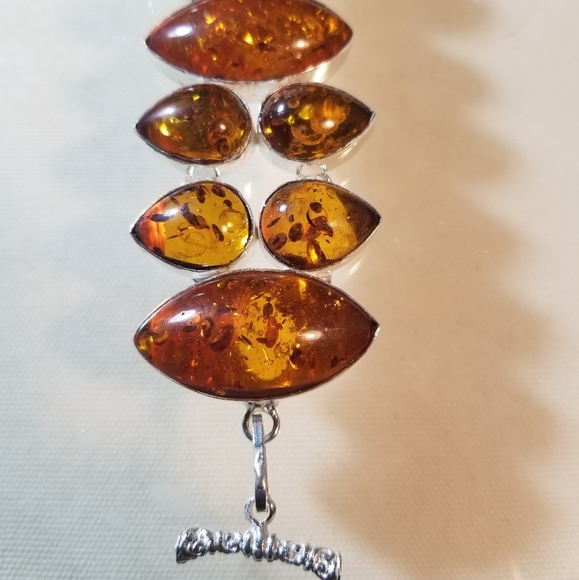 SPECTACULAR BRACELET NWOT - Picture 9 of 13